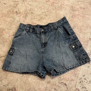 Vintage cargo mom shorts Riveted by Lee sz 12M